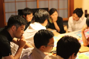 国会議員の下請け?衆院選前に問う、地方議員の存在理由